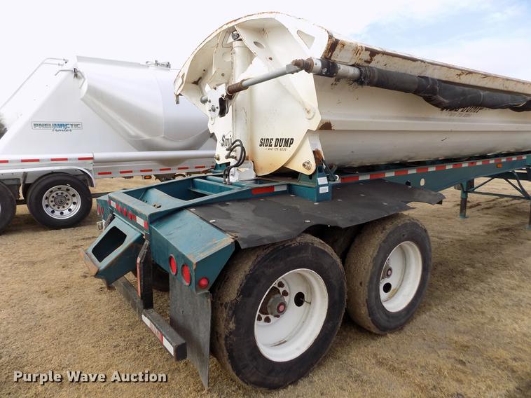 image for item FH9035 2004 Smithco 2002P side dump trailer