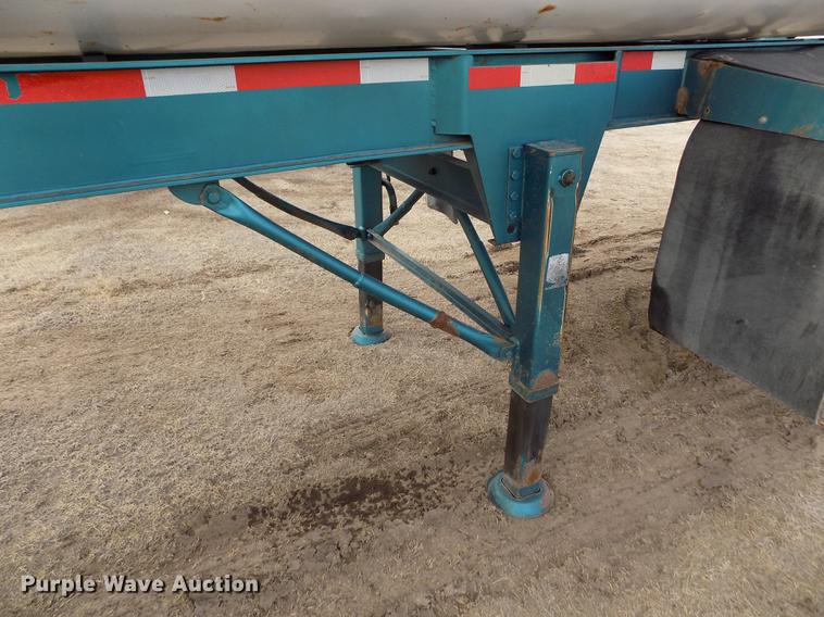 image for item FH9035 2004 Smithco 2002P side dump trailer