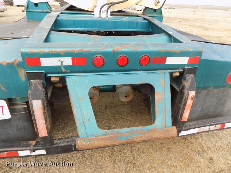 image for item FH9035 2004 Smithco 2002P side dump trailer