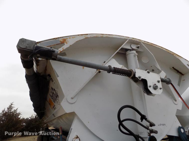 image for item FH9035 2004 Smithco 2002P side dump trailer