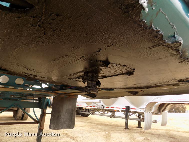 image for item FH9035 2004 Smithco 2002P side dump trailer