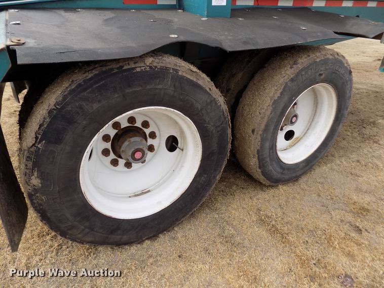 image for item FH9035 2004 Smithco 2002P side dump trailer