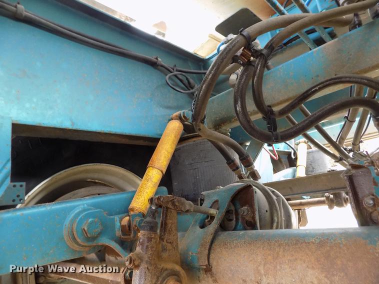 image for item FH9035 2004 Smithco 2002P side dump trailer