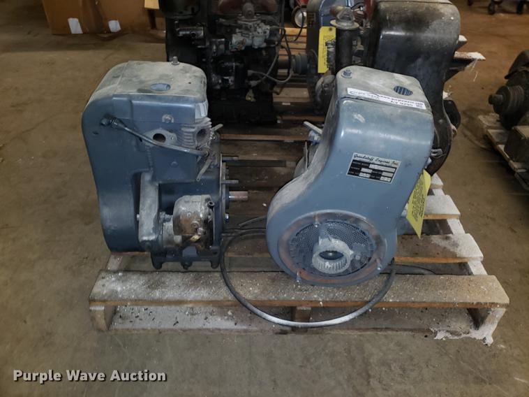 image for item AV9295 (5) Wisconsin gas engines