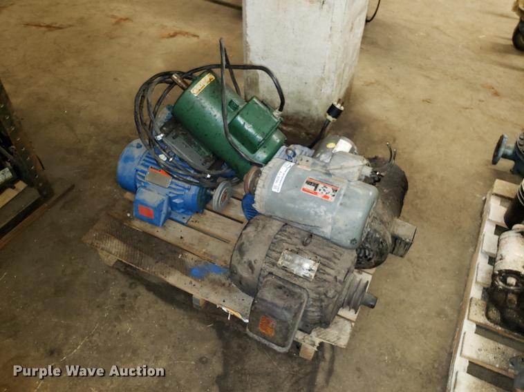 image for item AV9296 (9) electric motors