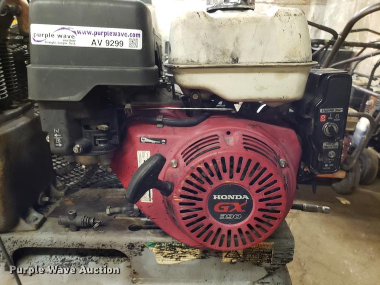 image for item AV9299 Air compressor