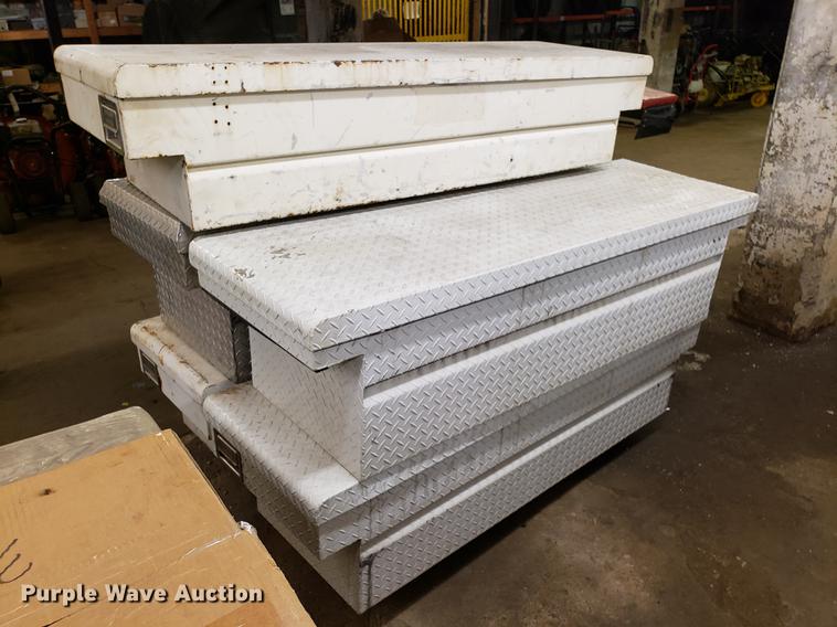 image for item AV9305 (5) toolboxes