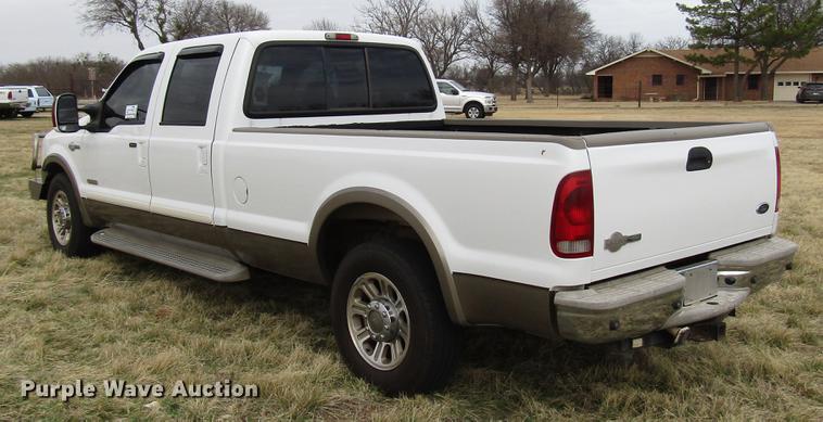 image for item DB6864 2005 Ford F350 Super Duty King Ranch Crew Cab pickup truck