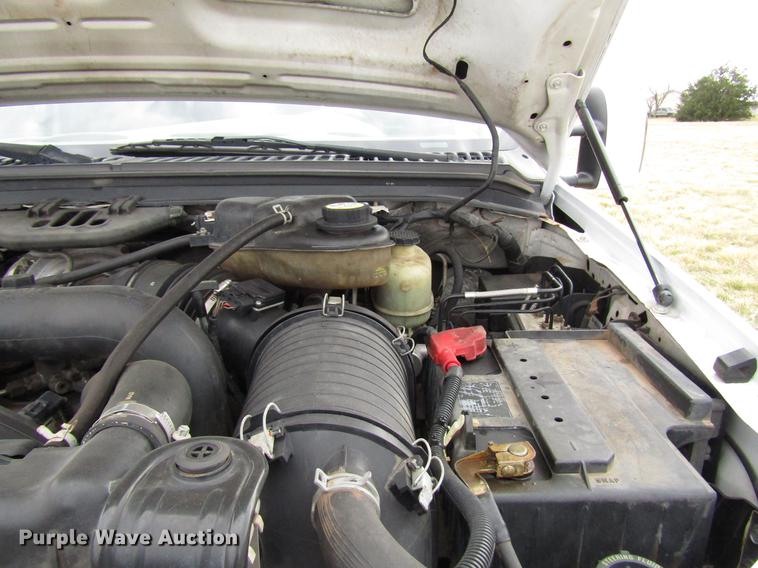 image for item DB6864 2005 Ford F350 Super Duty King Ranch Crew Cab pickup truck