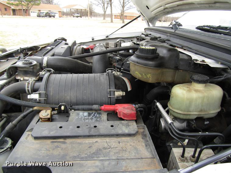 image for item DB6864 2005 Ford F350 Super Duty King Ranch Crew Cab pickup truck