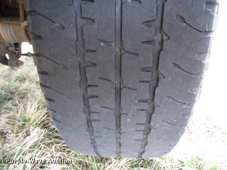 image for item DB6864 2005 Ford F350 Super Duty King Ranch Crew Cab pickup truck