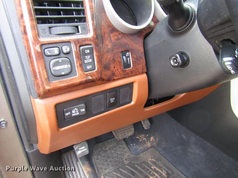 image for item DB6868 2008 Toyota Tundra CrewMax pickup truck