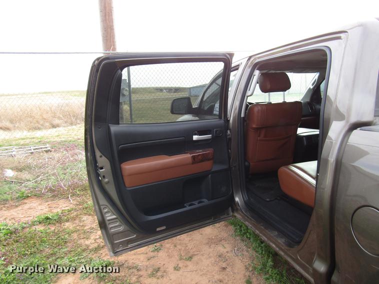 image for item DB6868 2008 Toyota Tundra CrewMax pickup truck