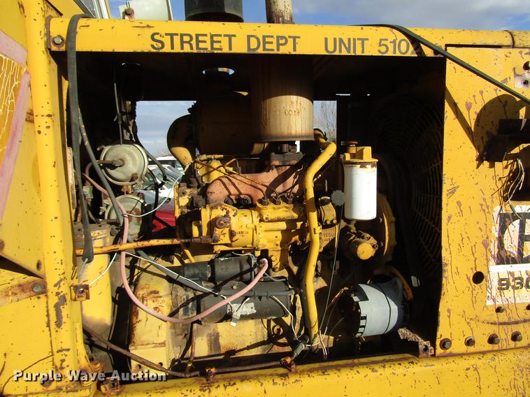 image for item DB6876 1972 Caterpillar 930C wheel loader