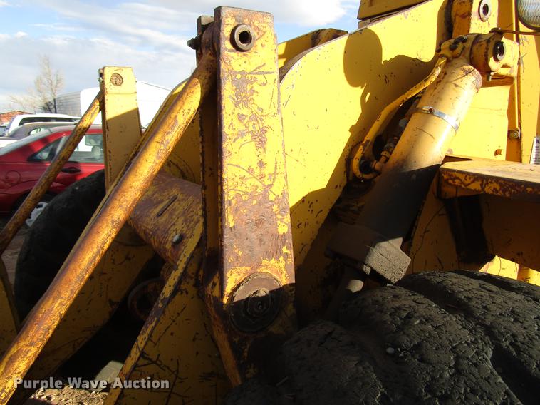 image for item DB6876 1972 Caterpillar 930C wheel loader