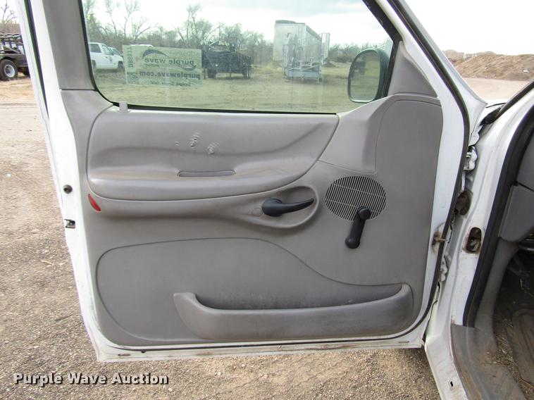 image for item DB6877 1998 Ford F150 pickup truck