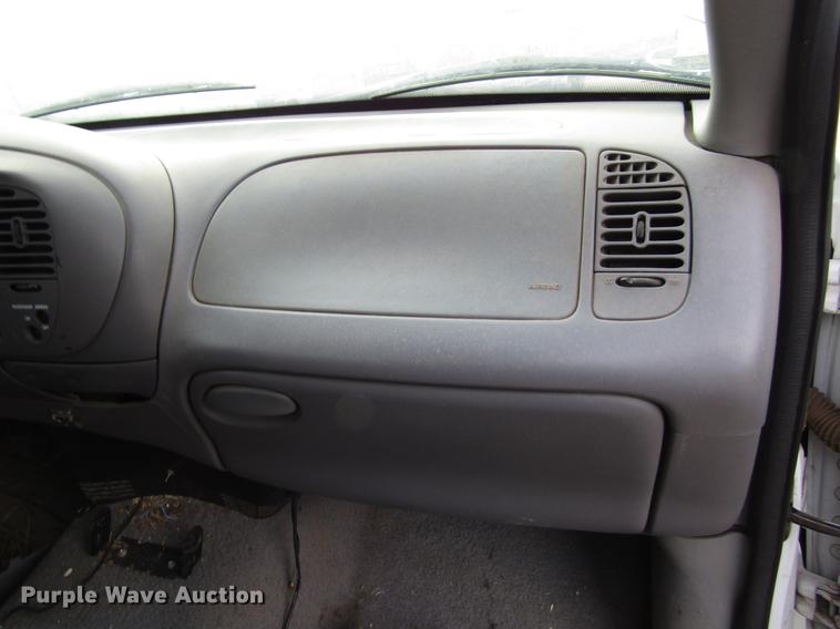 image for item DB6877 1998 Ford F150 pickup truck