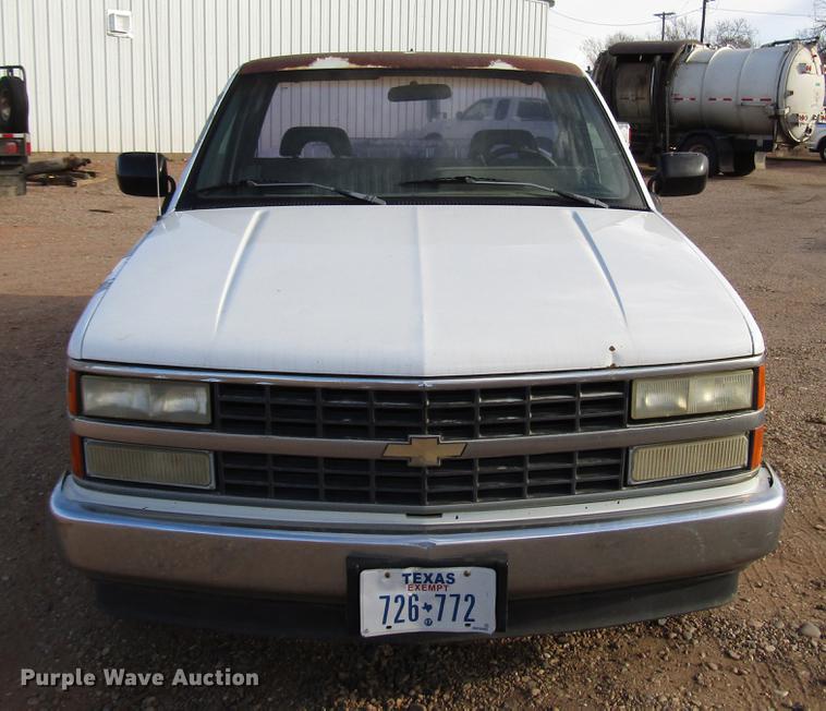 image for item DB6878 1993 Chevrolet 1500 pickup truck