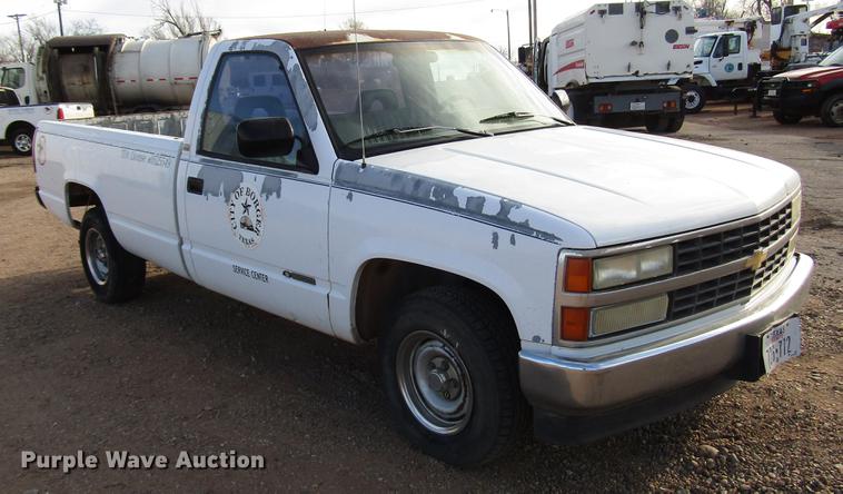 image for item DB6878 1993 Chevrolet 1500 pickup truck