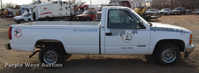 image for item DB6878 1993 Chevrolet 1500 pickup truck