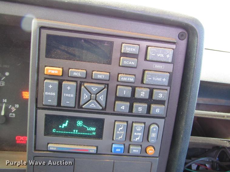 image for item DB6878 1993 Chevrolet 1500 pickup truck