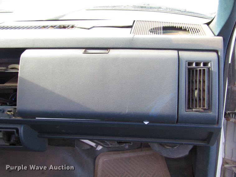 image for item DB6878 1993 Chevrolet 1500 pickup truck