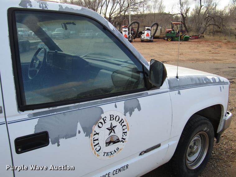 image for item DB6878 1993 Chevrolet 1500 pickup truck