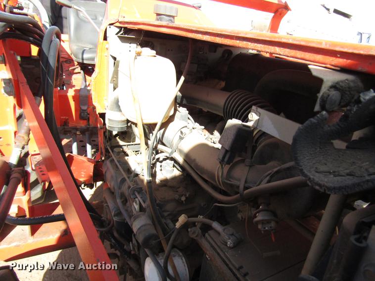 image for item DB6880 Kubota L2950 MFWD tractor