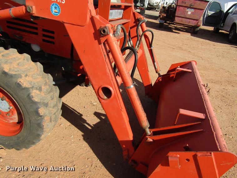 image for item DB6880 Kubota L2950 MFWD tractor