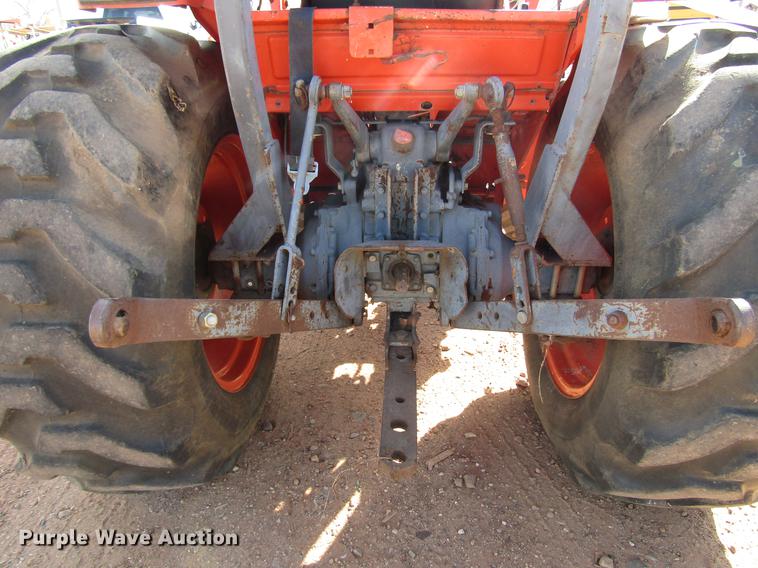 image for item DB6880 Kubota L2950 MFWD tractor