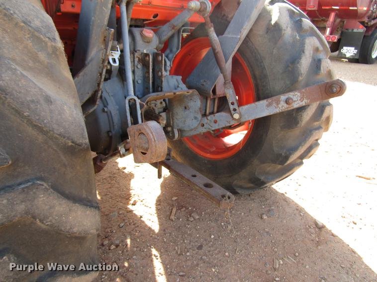 image for item DB6880 Kubota L2950 MFWD tractor