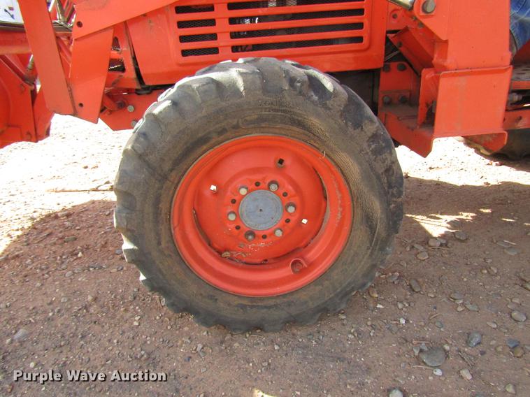 image for item DB6880 Kubota L2950 MFWD tractor