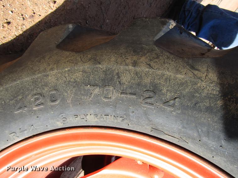 image for item DB6880 Kubota L2950 MFWD tractor