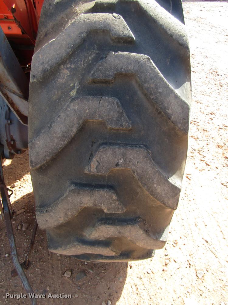 image for item DB6880 Kubota L2950 MFWD tractor