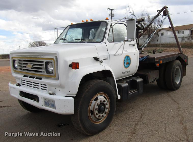 image for item DB6882 1987 Chevrolet Kodiak flatbed truck