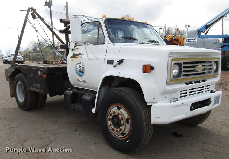 image for item DB6882 1987 Chevrolet Kodiak flatbed truck