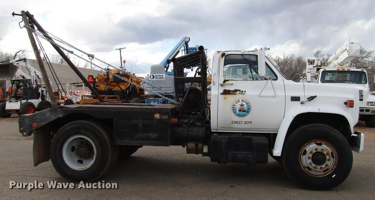 image for item DB6882 1987 Chevrolet Kodiak flatbed truck