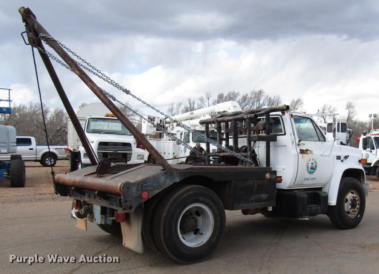 image for item DB6882 1987 Chevrolet Kodiak flatbed truck