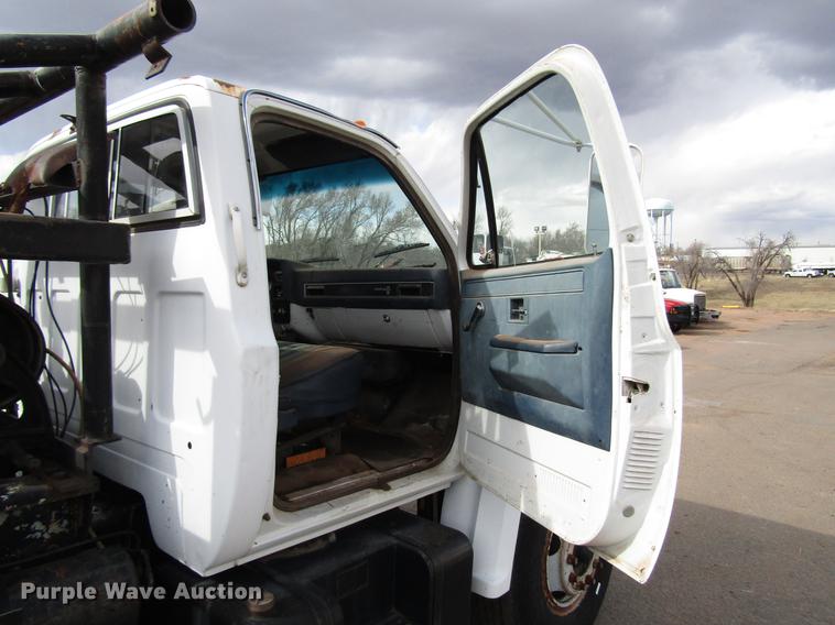 image for item DB6882 1987 Chevrolet Kodiak flatbed truck