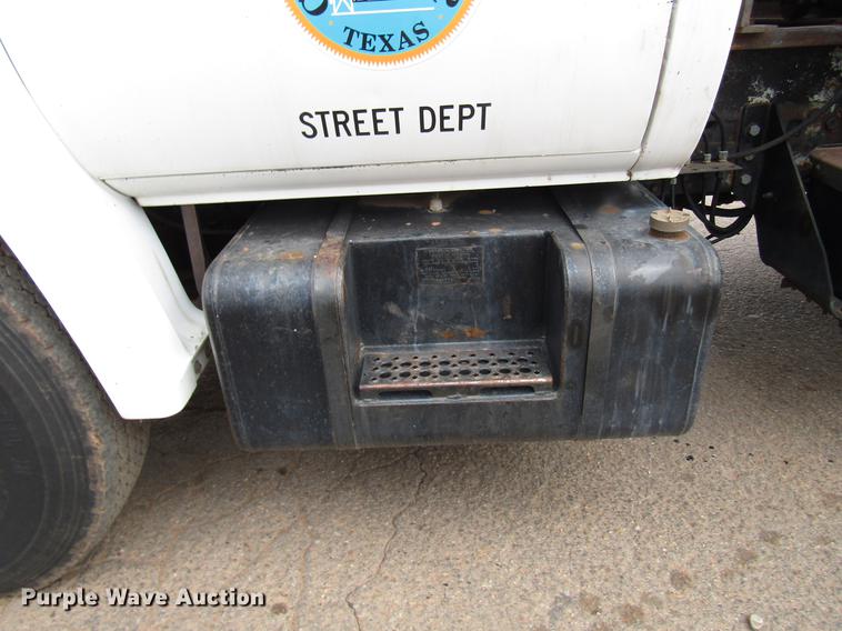 image for item DB6882 1987 Chevrolet Kodiak flatbed truck