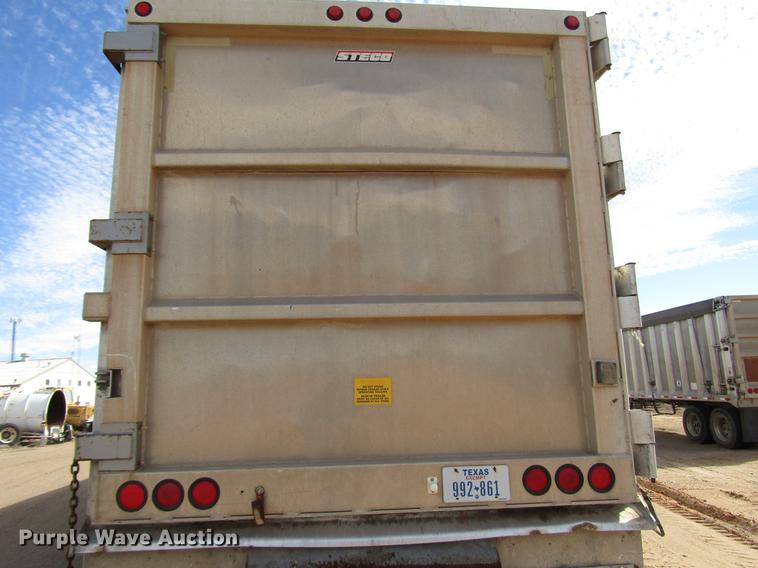 image for item DB6886 2001 Steco AW048100 pneumatic dry bulk trailer