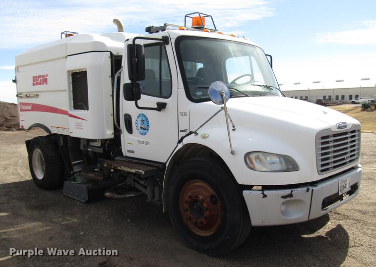 image for item DB6888 2007 Freightliner Business Class M2 street sweeper truck