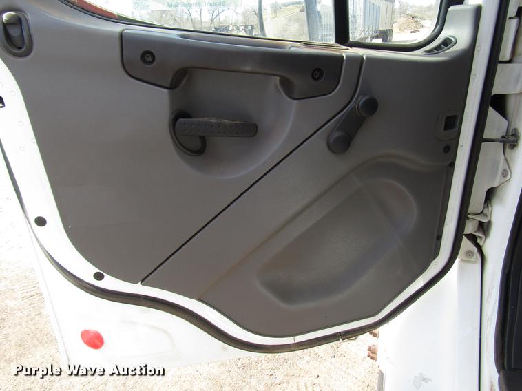 image for item DB6888 2007 Freightliner Business Class M2 street sweeper truck