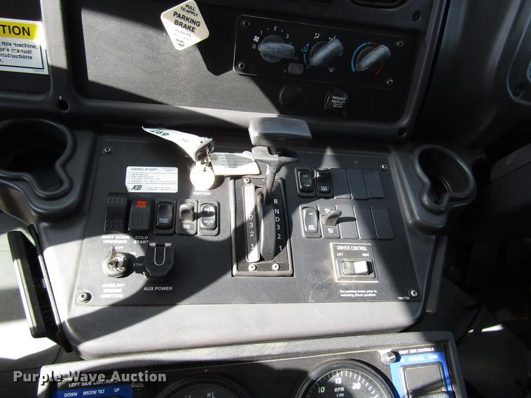 image for item DB6888 2007 Freightliner Business Class M2 street sweeper truck