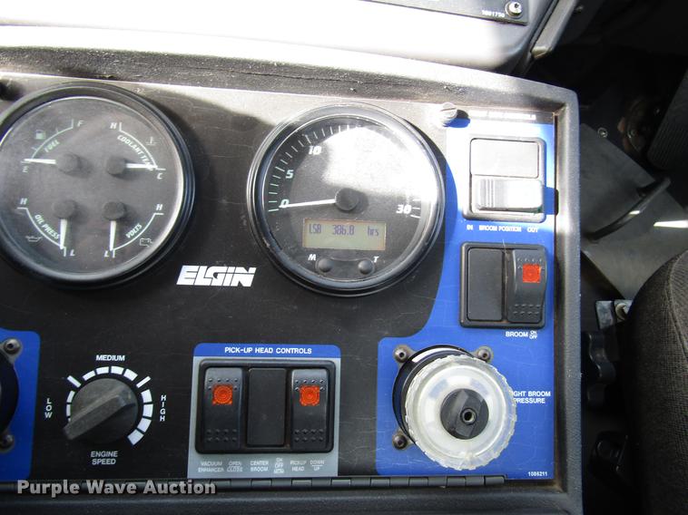 image for item DB6888 2007 Freightliner Business Class M2 street sweeper truck