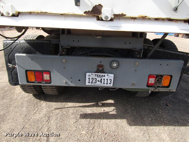 image for item DB6888 2007 Freightliner Business Class M2 street sweeper truck