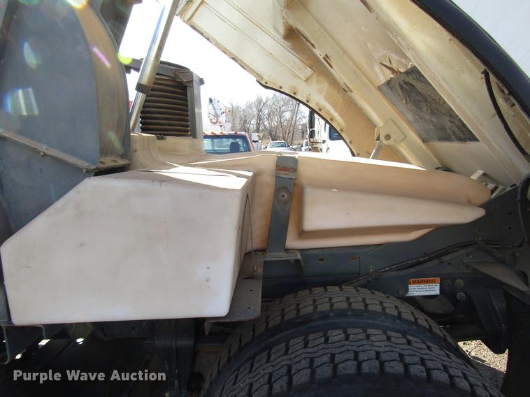 image for item DB6888 2007 Freightliner Business Class M2 street sweeper truck