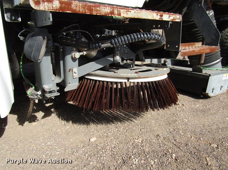 image for item DB6888 2007 Freightliner Business Class M2 street sweeper truck