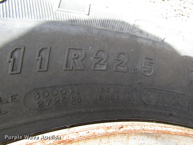 image for item DB6888 2007 Freightliner Business Class M2 street sweeper truck