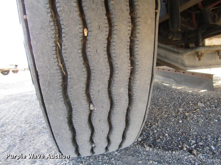 image for item DB6888 2007 Freightliner Business Class M2 street sweeper truck